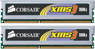 Ukázka paměťových modulů Corsair XMS3 opatřených již z výroby nasunovacím chladičem