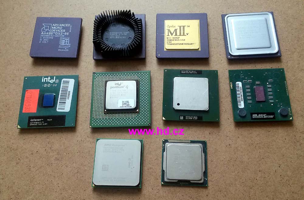 Ukázky starších procesorů- různé požadavky na chlazení
